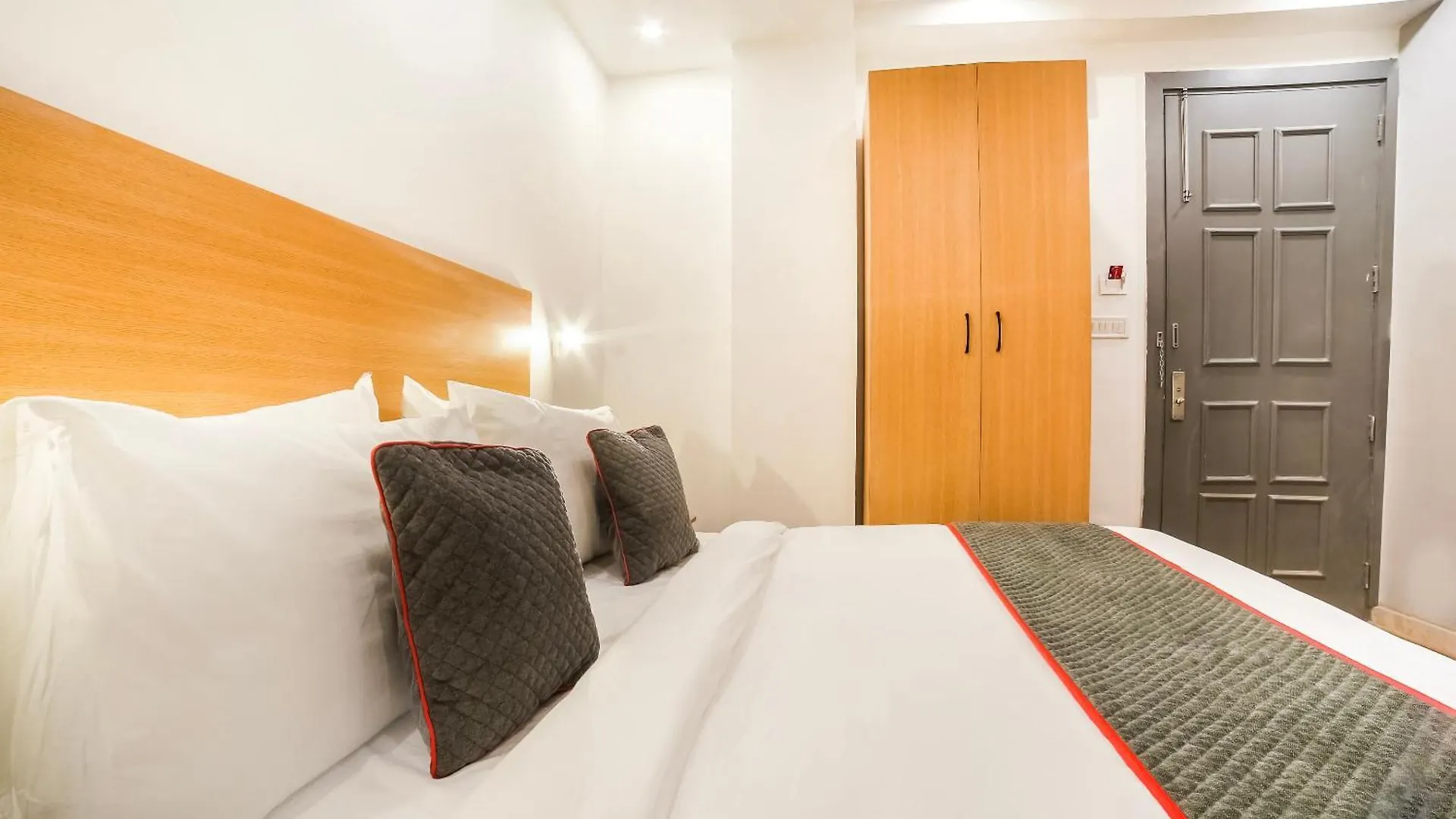 Super Hotel O Nawada Metro Delhi  4*, Delhi (National Capital Territory of India) India