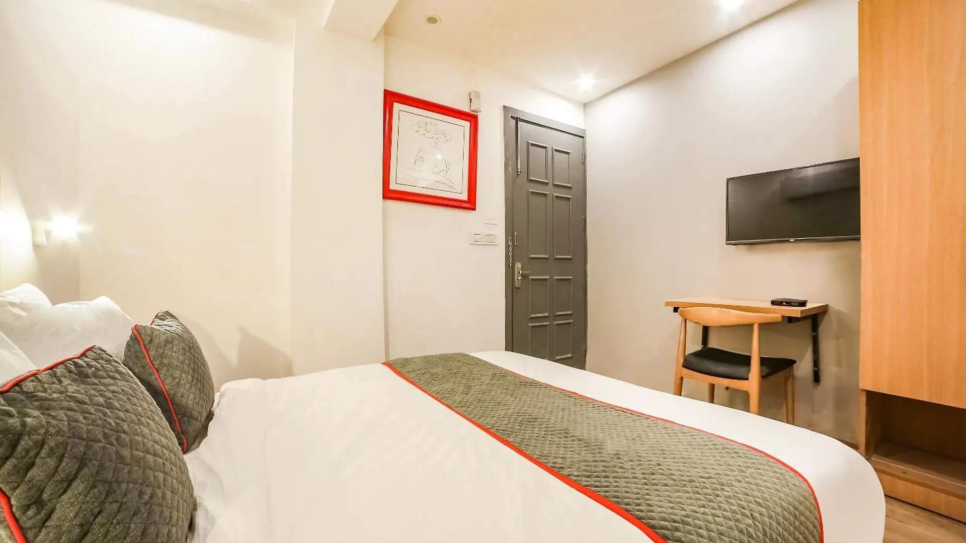 Super Hotel O Nawada Metro Delhi  Delhi (National Capital Territory of India)