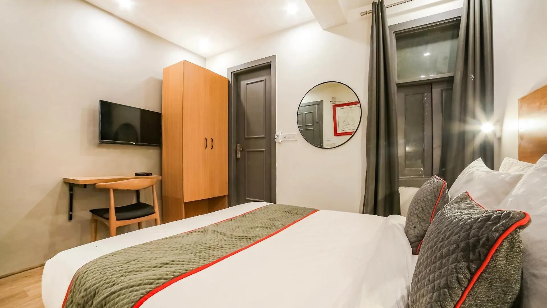 Super Hotel O Nawada Metro Delhi   Delhi (National Capital Territory of India)