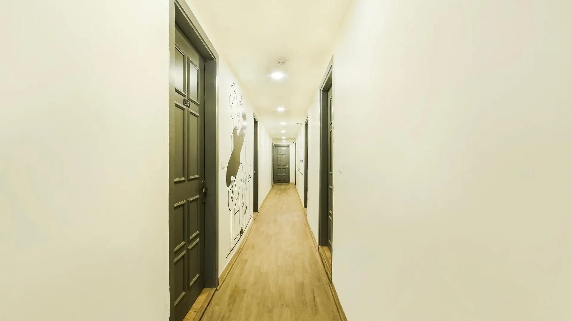 Super Hotel O Nawada Metro Delhi